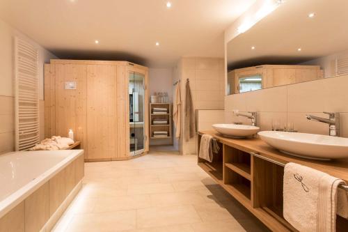 Kúpeľňa v ubytovaní Slow Living Suite - Ferienwohnung mit privater Sauna & Garten