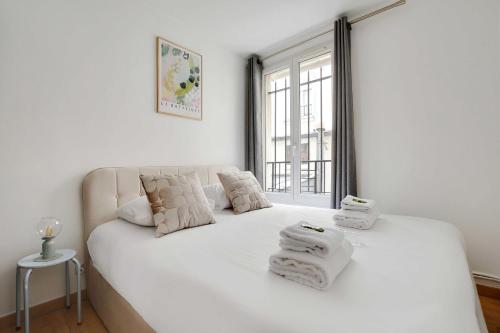 Urban Chic Apartment in Central Paris