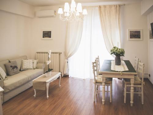 Гостиная зона в Tisserand Boutique & Apartment