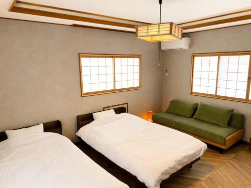 Takayama Seiran 高山静蘭
