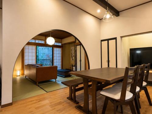 Takayama Seiran 高山静蘭