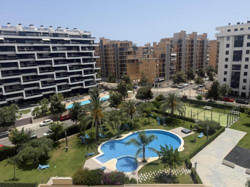 Apartamento premium con piscina, gimnasio y parking by Turihome