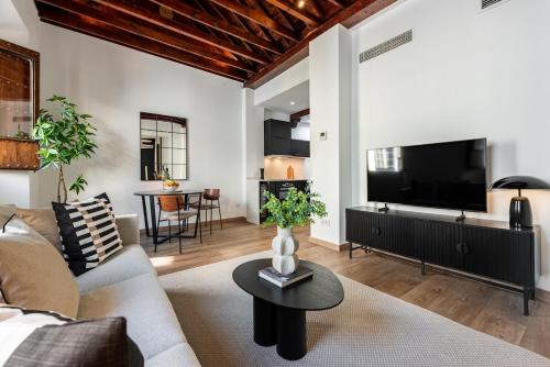 Stylish Apartment in Soho REMS