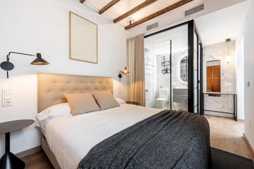 Stylish Apartment in Soho REMS
