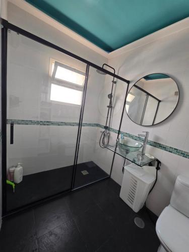 Penthouse lumineux avec piscine
