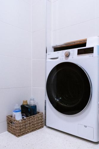 Ventura Stay - Bright and Stylish Studio in the Heart of Matosinhos