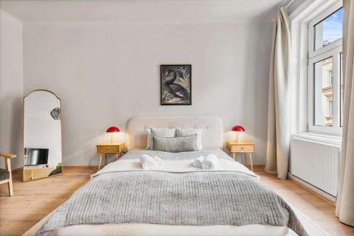 Elégance - 2BR Superior Family Suite with AC - City Center