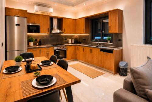 KONTIS' Deluxe furnished apartment