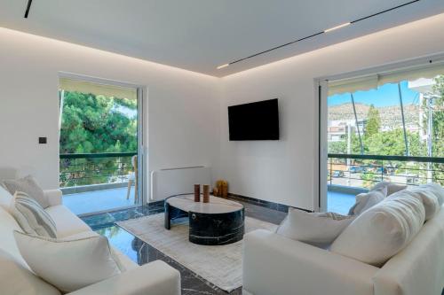 3 Bedroom Apartment right outside Glyfadas centre