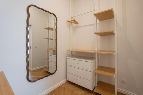 Stylish 2-bedroom Apartment in Vienna Landstrasse