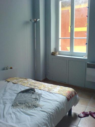 Old town Nice stunning modern 1 bedroom flat sleeps 3