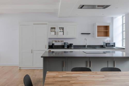 Clerkenwell 3-Bed Apartment - Lift - Sleeps 8 photo 8