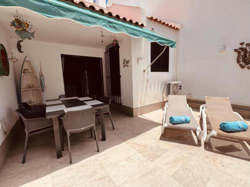 Beach Bungalow Holiday Home