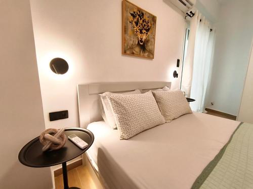 Floral Home 4 - Athens 2 BR apt, Close to Metro!