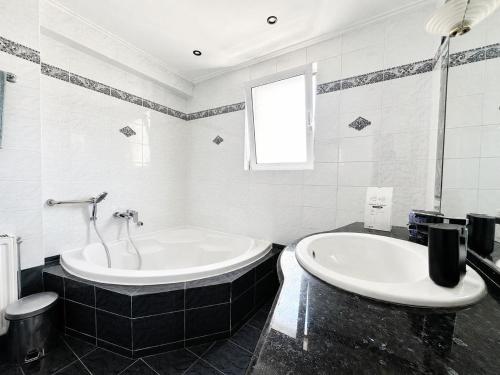 Prime Oasis Glyfada