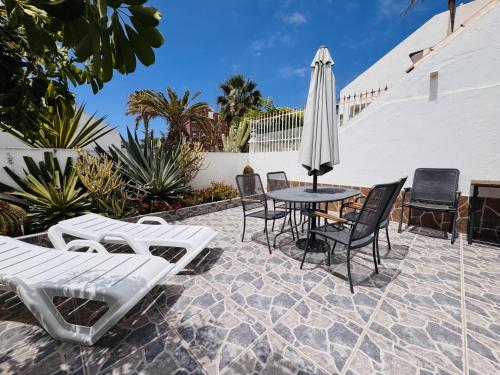 SUNNY VILLA HOLIDAY HOME