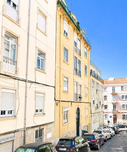 Lovely flat close to estrela and lapa