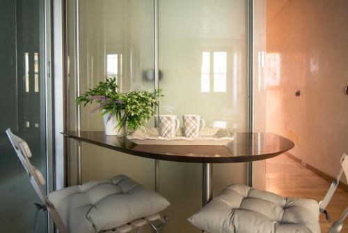Youhosty - Duomo Studio Apartment
