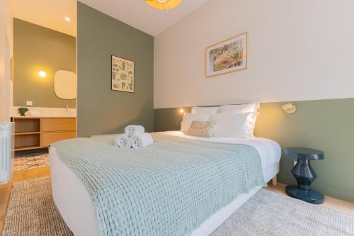 Luxueux Appartement - Hyper Centre - Climatisation - Balcon
