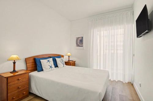 One step to the beach apartment