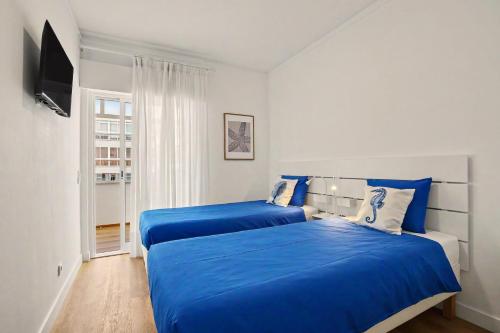 One step to the beach apartment