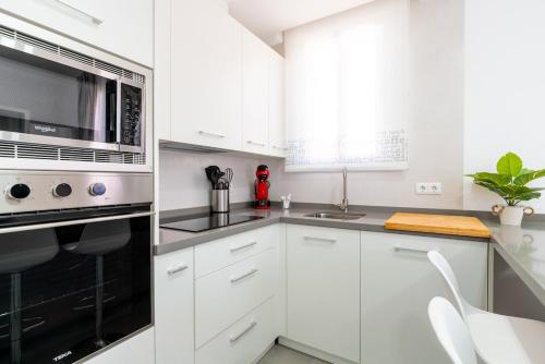 Apartamento de 2 dormitorios y garaje en Nervión