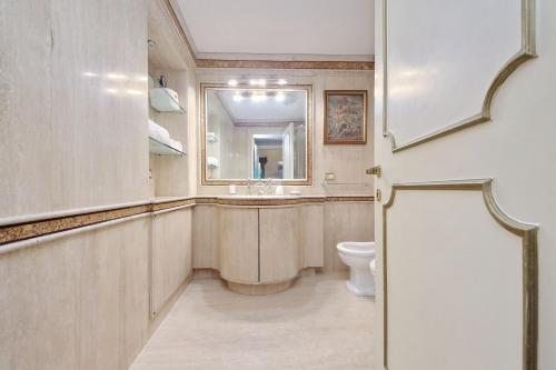 Historic Navona Palace Suite Ultra Luxury Stay