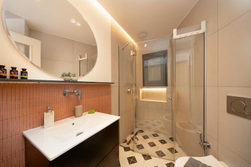 Cozy 1BR Pangrati Local Lifestyle by TwentyTwo