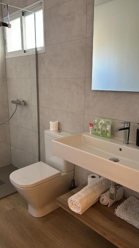 Nuevo y tranquilo de 1 habitación 15 minutos del casco histórico