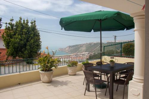 The best view over Nazare! Mar a Pedra Apartment
