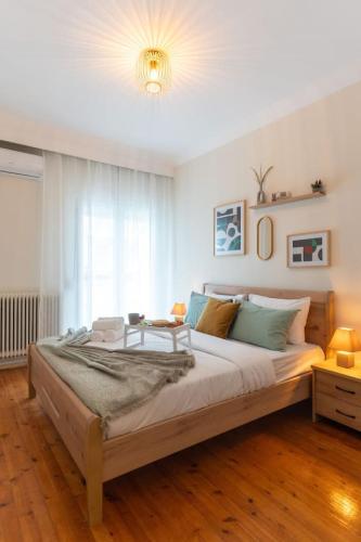 Spacious Modern Suite in the Heart of Center