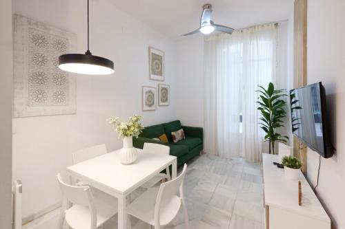 Velarde Central Suite by Valcambre