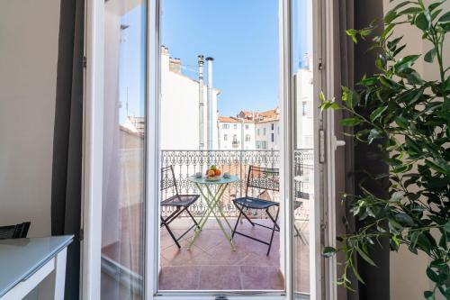 1-Br Apartment - Cannes City Centre