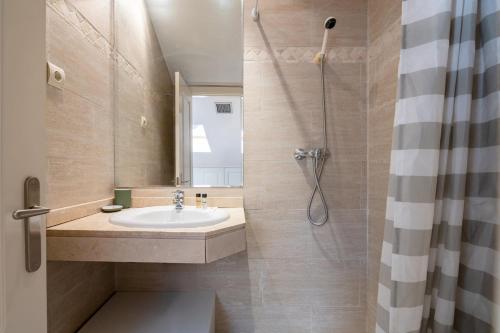 GuestReady - Modern apart in the Pacific district