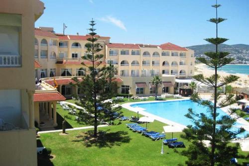 a view of the pool at a resort at Mehari Tabarka in Tabarka