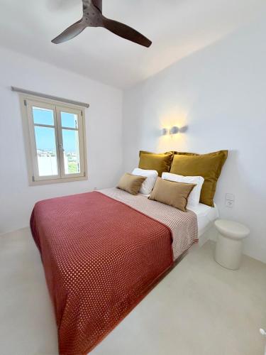 Nicolia Stays Sea View, Jacuzzi, Walk to Centre