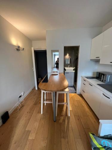 Lovely studio for rent in Paris 17