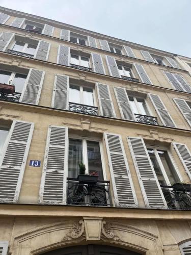Lovely studio for rent in Paris 17