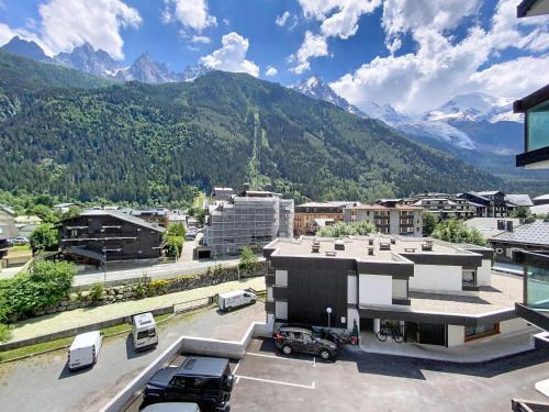 STUDIO DENT DU CAIMAN, CHAMONIX hyper CENTRE, PARKING, VUE MONT BLANC
