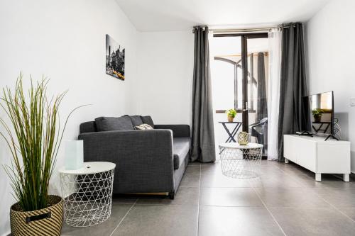 Las Américas Park - Modern Apartment in Parque Santiago II near Beach and Pool