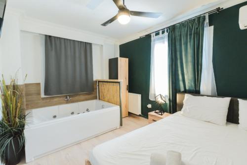 Emerald Oasis by Nexus, next to White Tower and TIF with Jacuzzi, 2 bedrooms