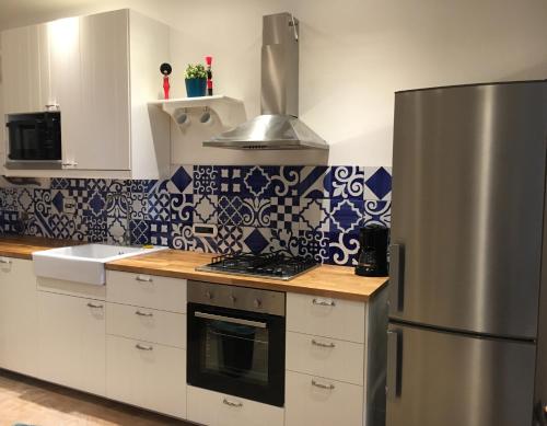 Kuchyňa alebo kuchynka v ubytovaní Fafà Apartment