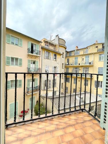 Studio avec Balcon et clim Centre de Nice
