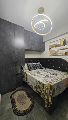 Artisti Elena Thalassa Golden Suites 2
