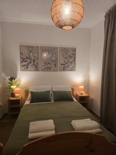 VIN&CO Boutique House, fenced yard with parking space, pet friendly