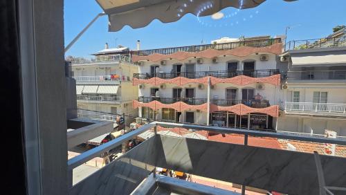 Artisti Elena Thalassa Golden Suites 4