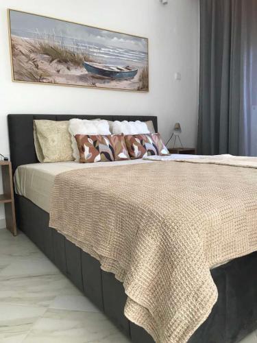 Archon Jacuzzi Luxury Apartment - 3 BDR, Stylish Jacuzzi, Chic and Relaxing, 13 km from Airport