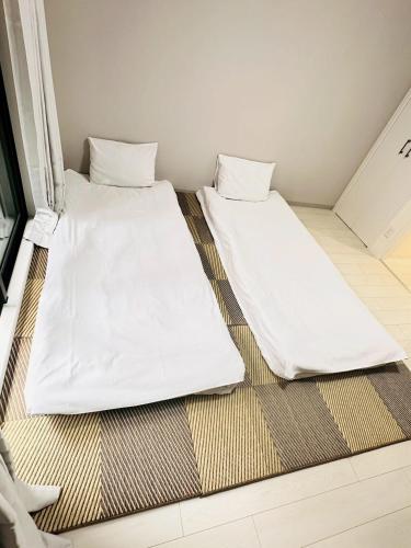 R SQUARE Nipponbashi Room 201