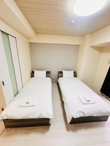 R SQUARE Nipponbashi Room No 401