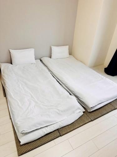 R SQUARE Nipponbashi Room No 603